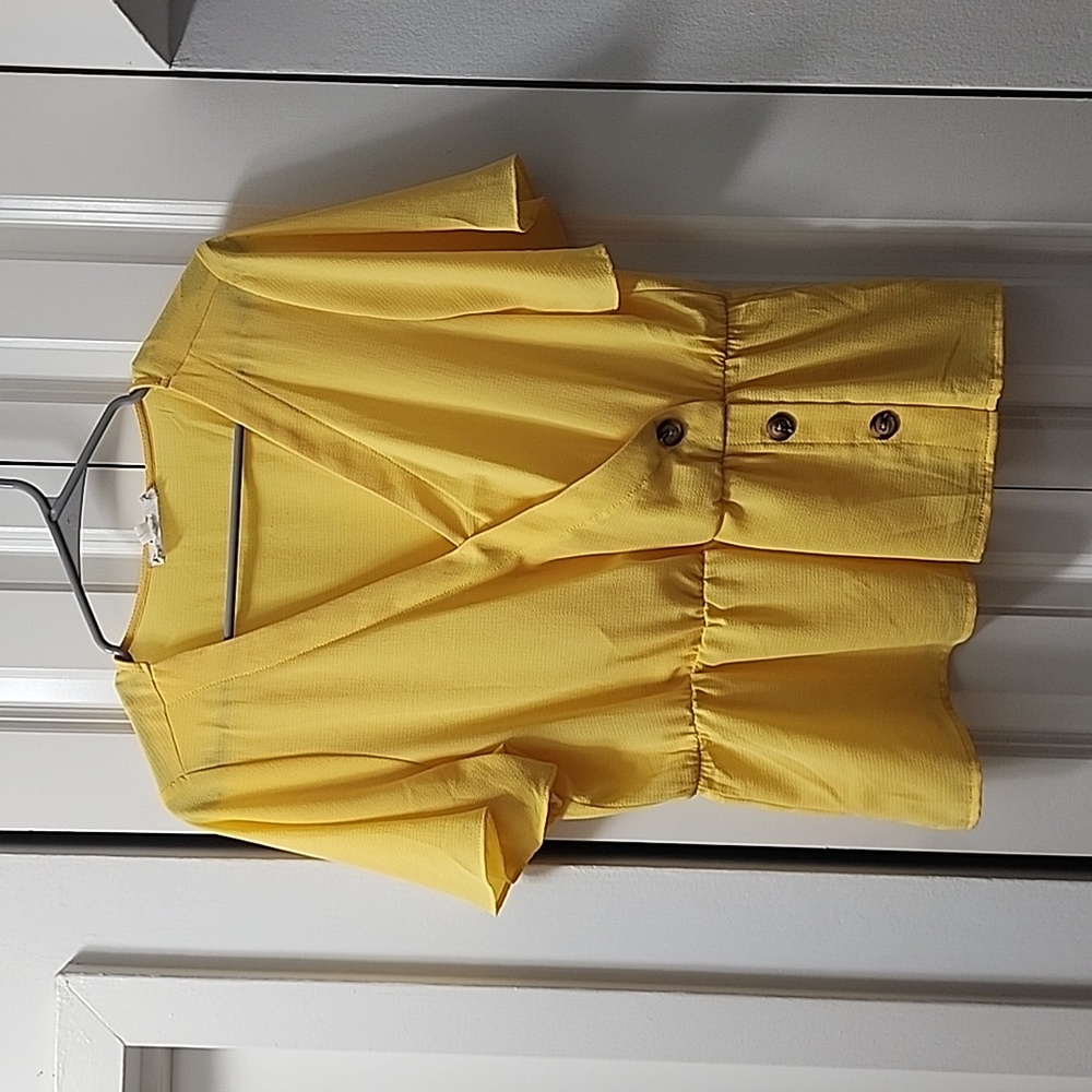 Large Yellow blouse